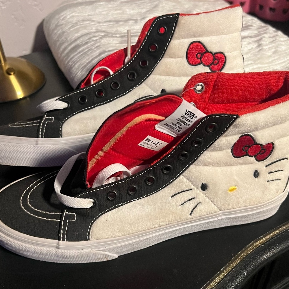 Vans Hello Kitty High-Top Sneakers - White, Black, Red ***RARE***